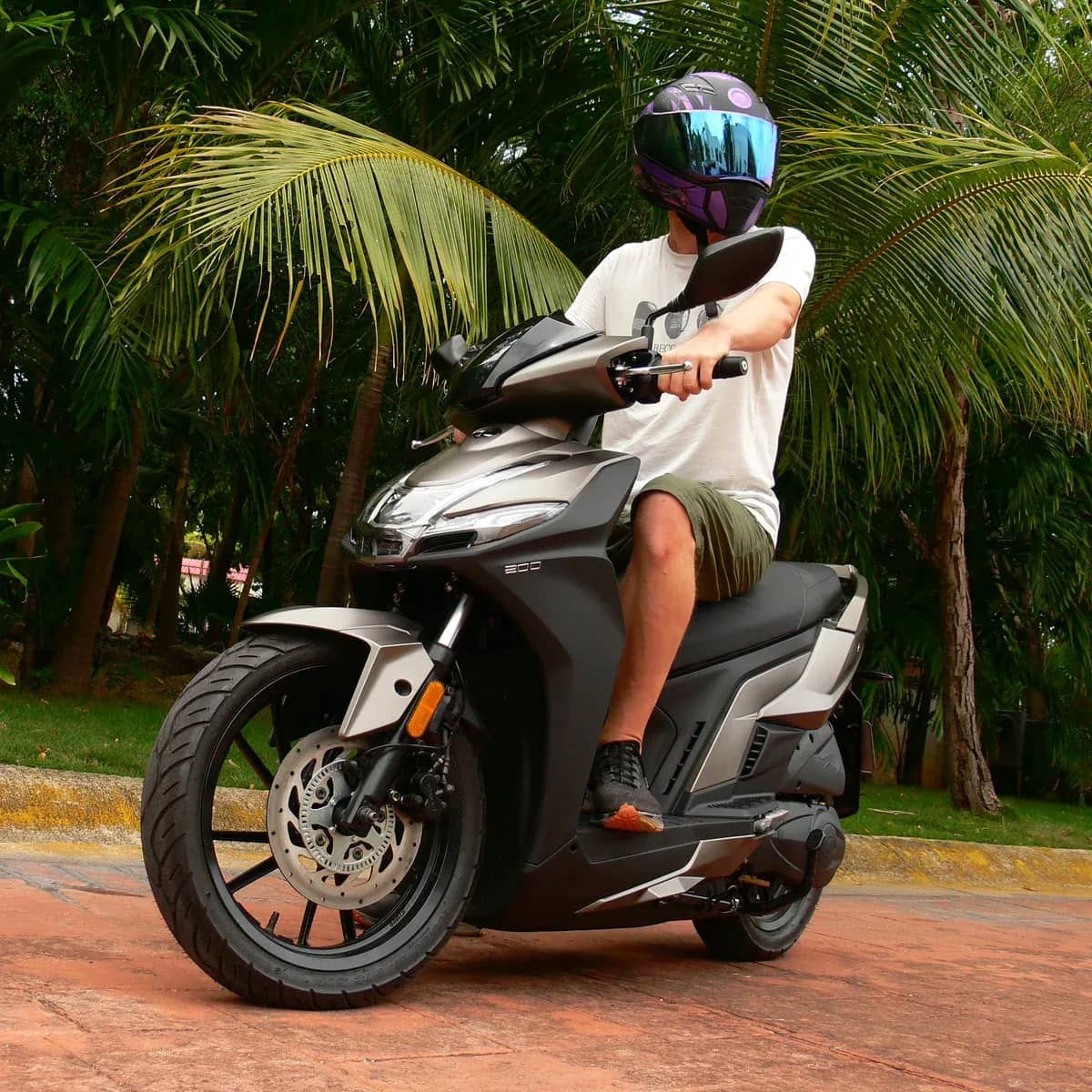 Scooter rentals in Playa del Carmen
